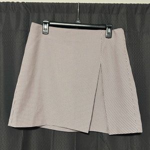 NEW BCBGgeneration Checkered Print Skirt Women’s Sz 12/Large Black/Pink Color